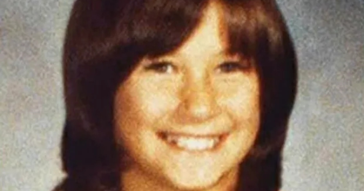 The Plump Girl With a Charming Smile Has Grown Into a World Known Star: Can You Guess The Actress In Her Childhood Photo?