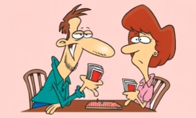 Video: A couples were playing a round of poker