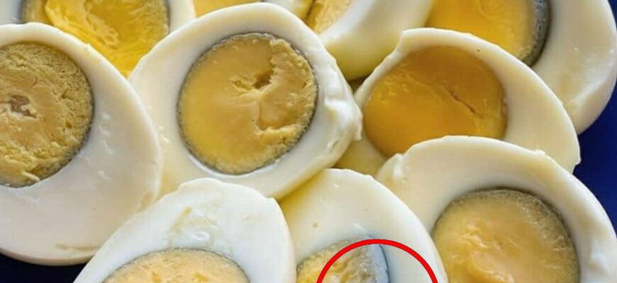 Why does a green ring appear around hard-boiled eggs?