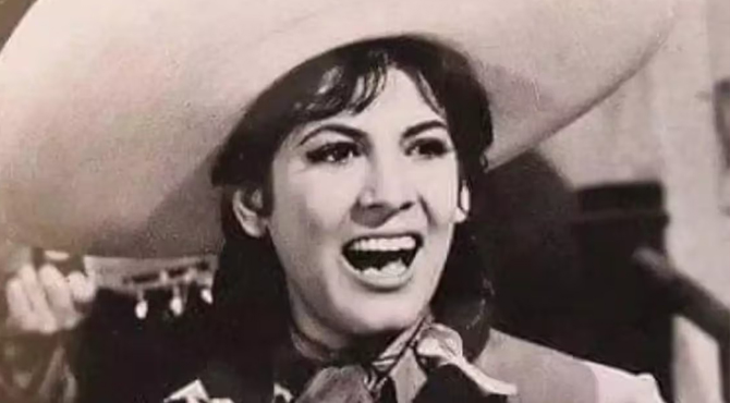 Lucha Moreno, Beloved Mexican Singer and Actress, Dies Peacefully at 86