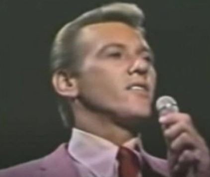 “Unchained Melody” — The Performance That Became Television History