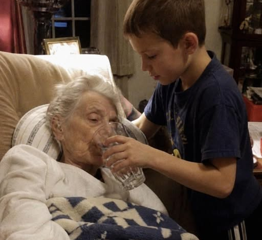 A Little Boy Took Care of His Sick Elderly Neighbor for 3 Years – One Day, He Found a Box from Her in His Yard