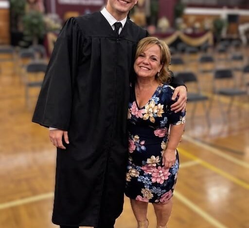My Mom Raised Me Alone – but at My College Graduation, My Biological Father Showed Up and Said She’d Lied to Me My Whole Life