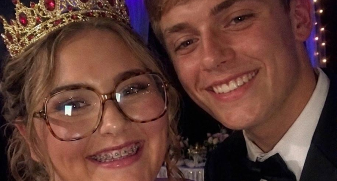 My Classmates Chose Me as Prom Queen as a Joke – But What I Did on Stage Made Them Regret It