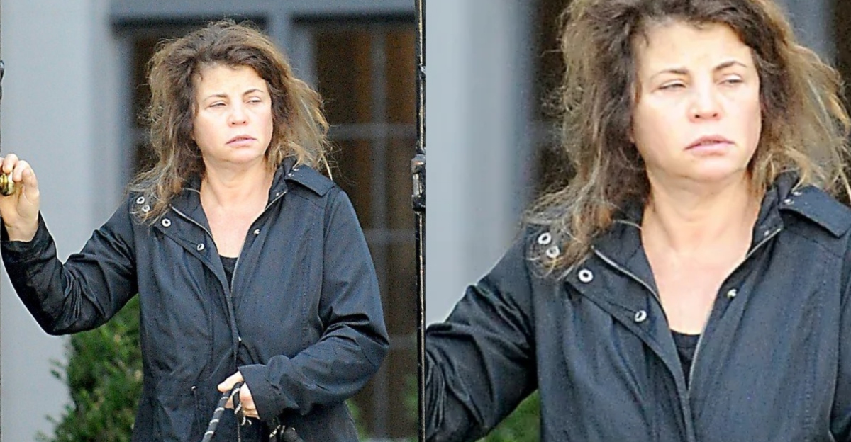 90s TV Favorite Spotted in Rare Paparazzi Photos: Do You Remember Her?