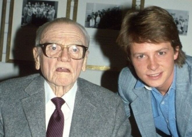 Iconic Hollywood Generations Captured Together!: Rare Vintage Photo!