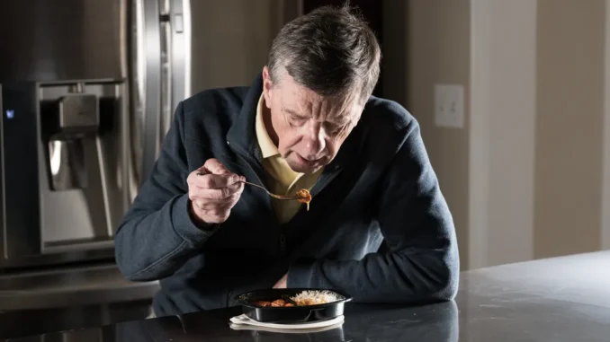 My Dad Showed Up at My House Late at Night Saying He Was Divorcing My Mom – His Real Reason Left Me Shocked