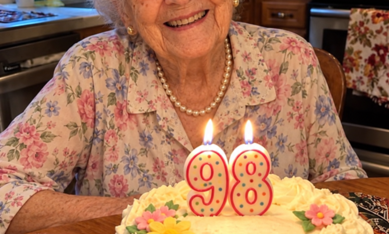 A Grandmother’s Six Children Came to Her 100th Birthday Dinner and Started Arguing over Who Would Get Her House Once She Was Gone – Then Her Granddaughter Put Something on the Table, and They All Fell Silent