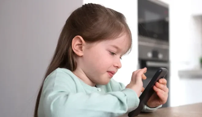 My 5-Year-Old Granddaughter Called Me Saying Her Mom Was ‘Pretending She’s Not Scared’ — I Rushed over and Was Left Speechless