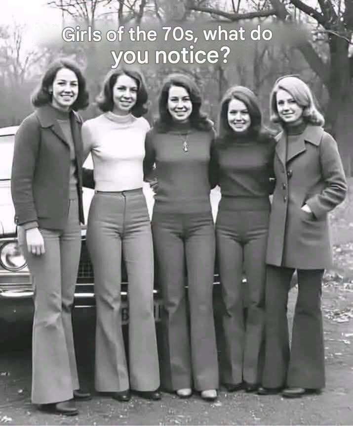 Girls in the 1970s: What Detail Do You Notice First in This Vintage Photo?