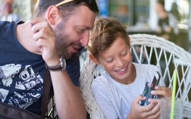 A Father Started Charging His 18-Year-Old Son $250 a Month for His Room – Five Years Later, the Young Man Received a Box That Turned His Life Upside Down