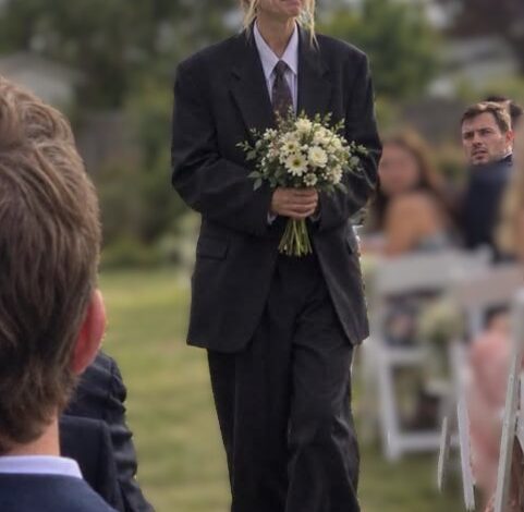 My Fiancée Walked Down the Aisle in an Oversized Old Suit – When I Saw the Writing on the Label, I Broke Down in Tears