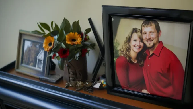 I Was Looking At a Photo of My Late Wife and Me When Something Fell Out of the Frame and Made Me Go Pale